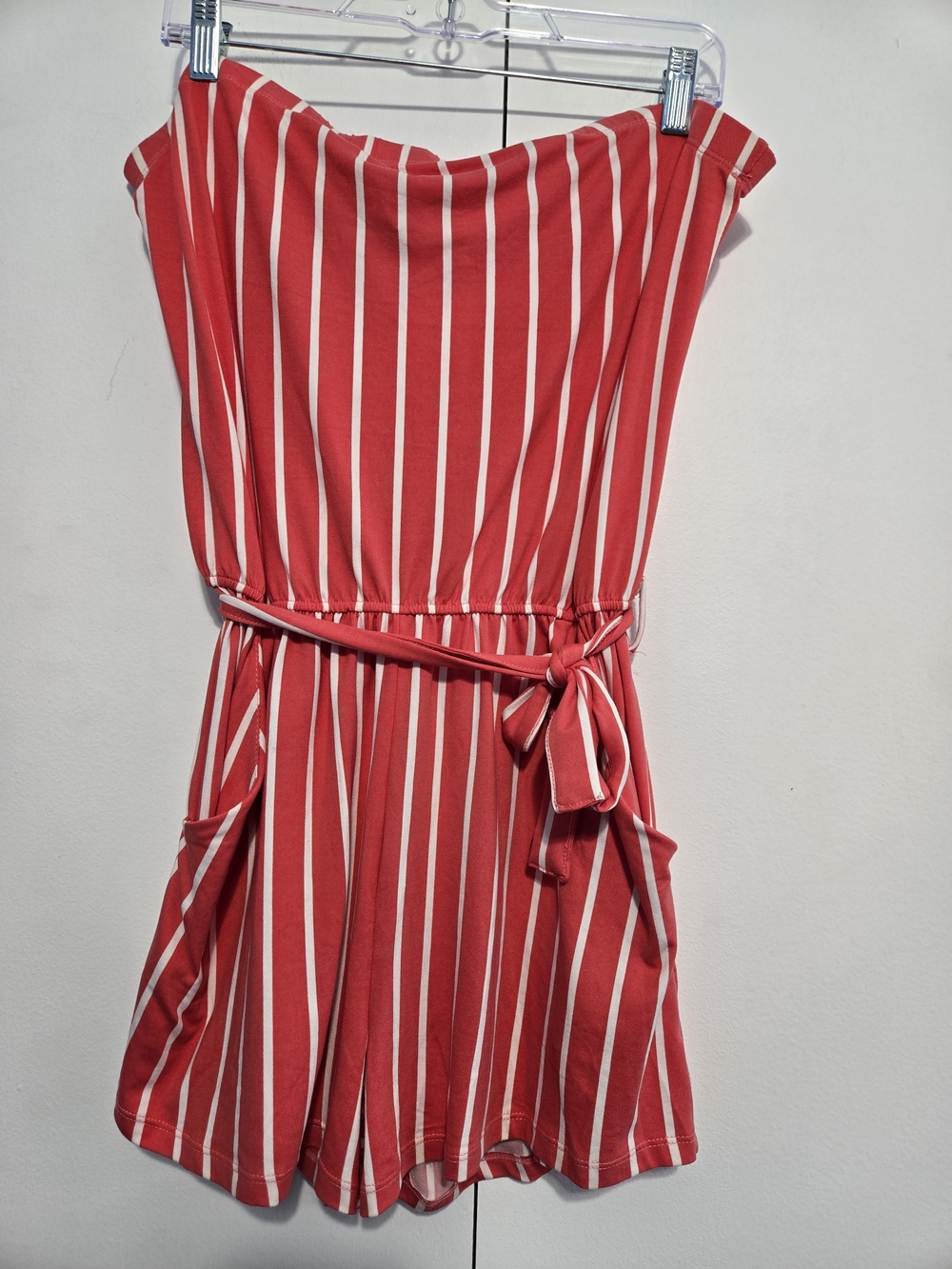 Capella Coral Stripe Sleeveless Romper Size Large‎ Belted Pockets